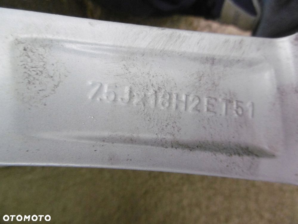 vw golf vii 5g0 - felga 7.5jx18h2 et51 5x112 - 11