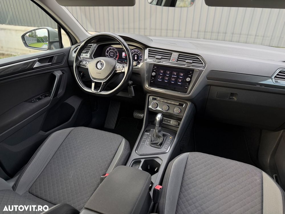 Volkswagen Tiguan 2.0 TDI SCR DSG R-Line - 31