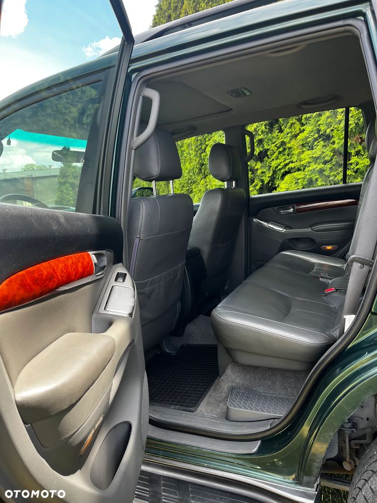 Toyota Land Cruiser - 9