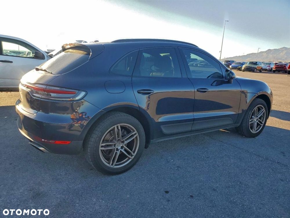 Porsche Macan - 4