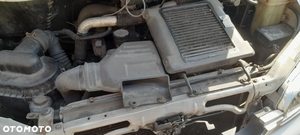 Hyundai H1 h200 hak holowniczy - 7