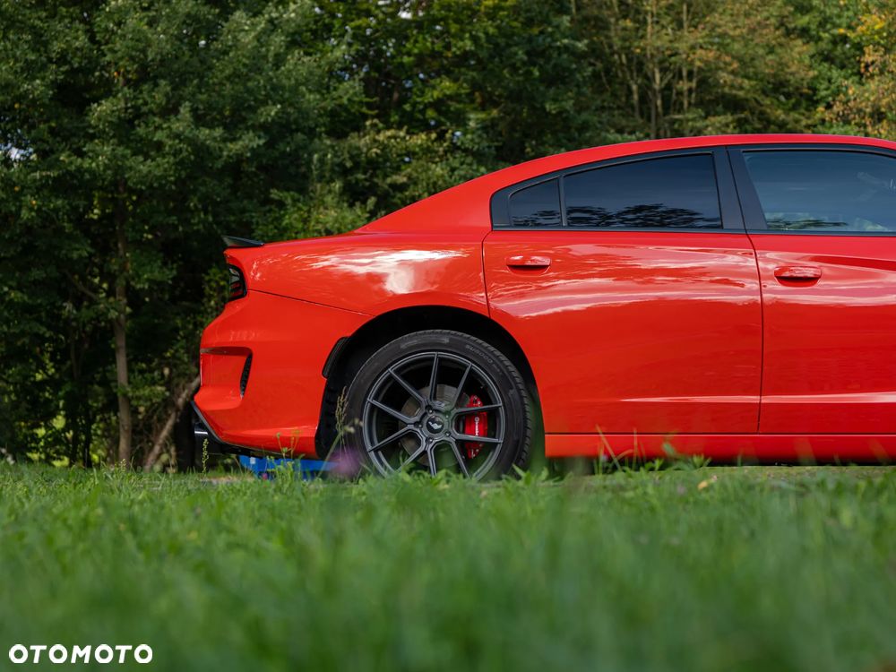 Dodge Charger - 5