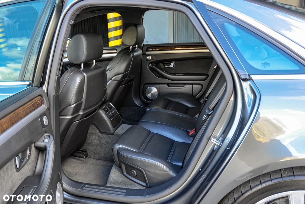 Audi S8 5.2 FSI Quattro - 8