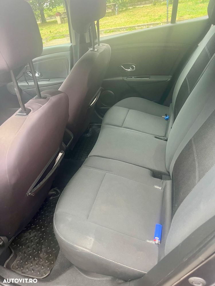 Renault Megane dCi 110 FAP EDC Dynamique - 6