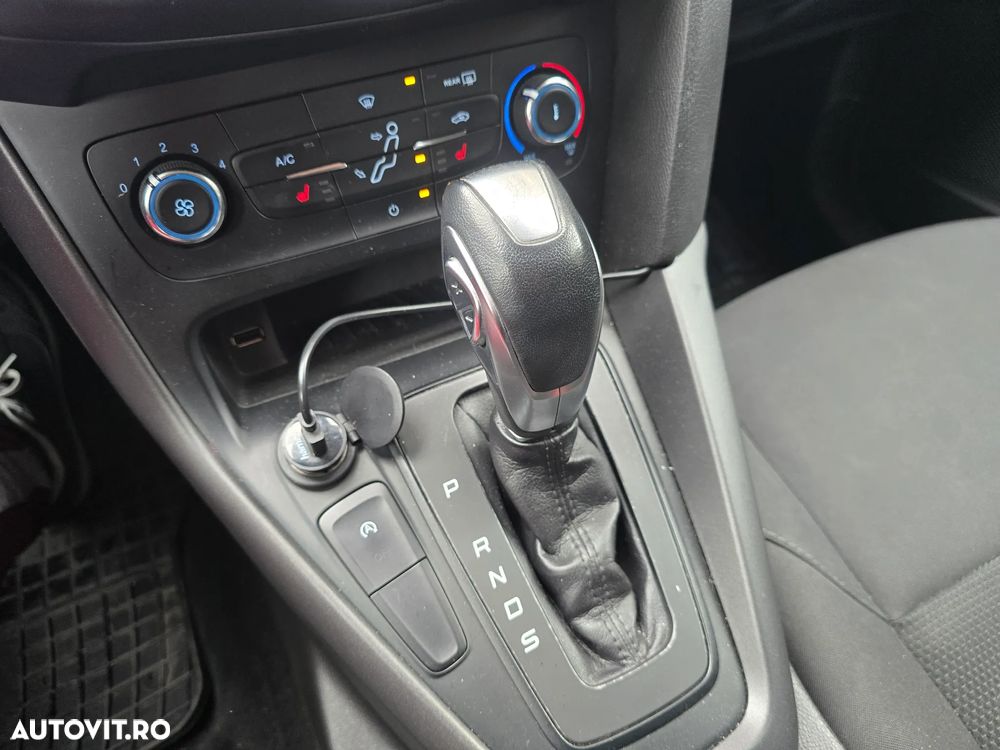 Ford Focus 1.5 TDCi DPF Start-Stopp-System Aut. Business - 18