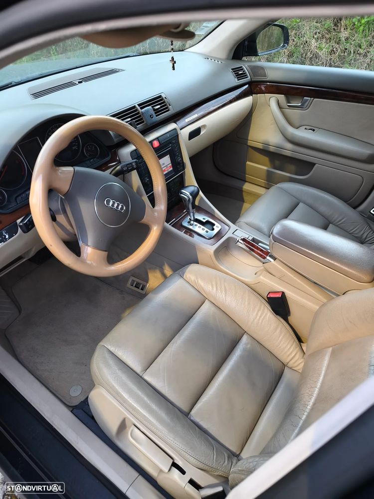 Audi A4 Avant - 9