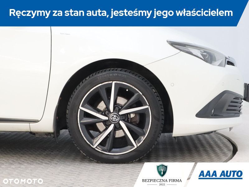 Toyota Auris - 17