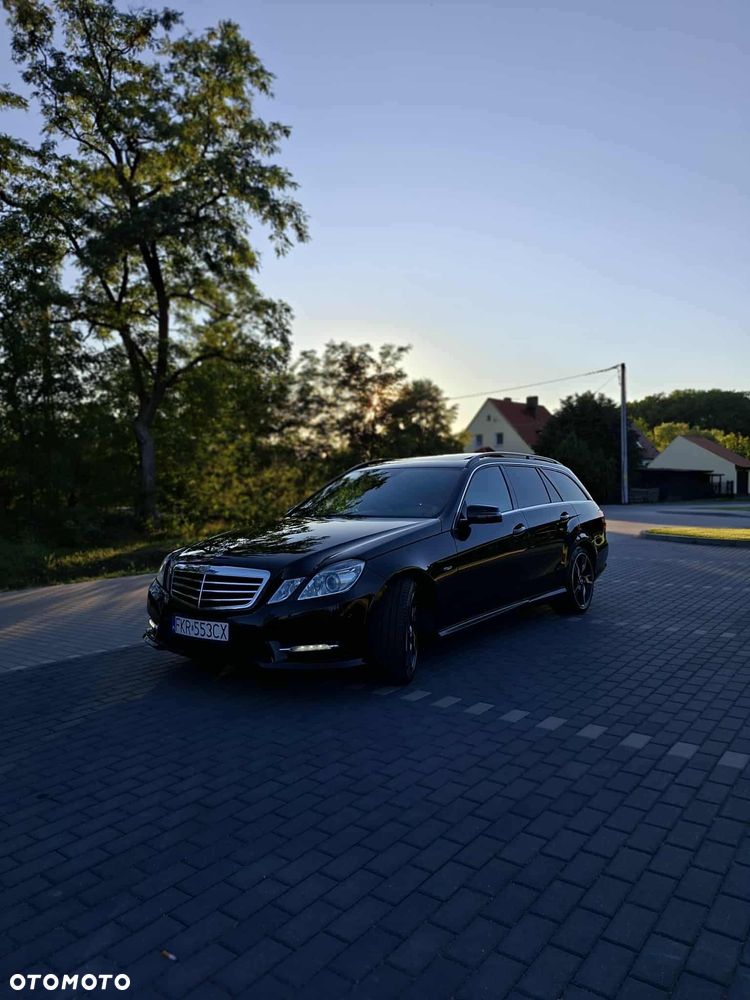 Mercedes-Benz Klasa E 300 CDI BlueEff - 4