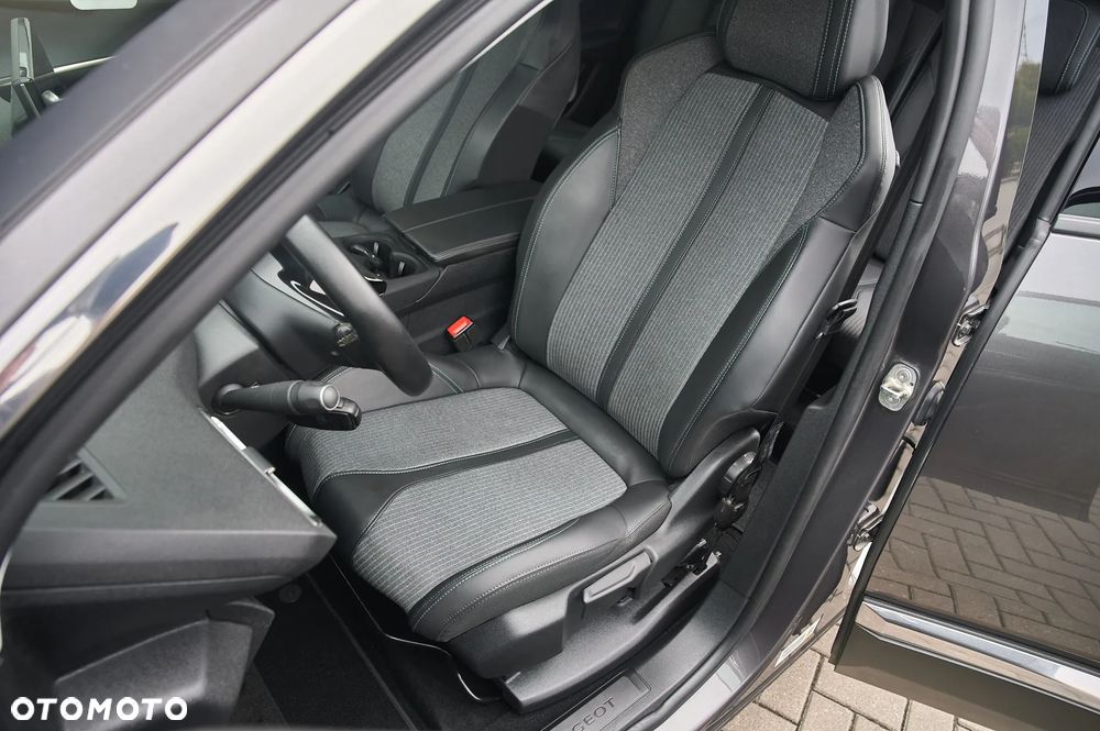 Peugeot 5008 BlueHDi 130 Allure - 27