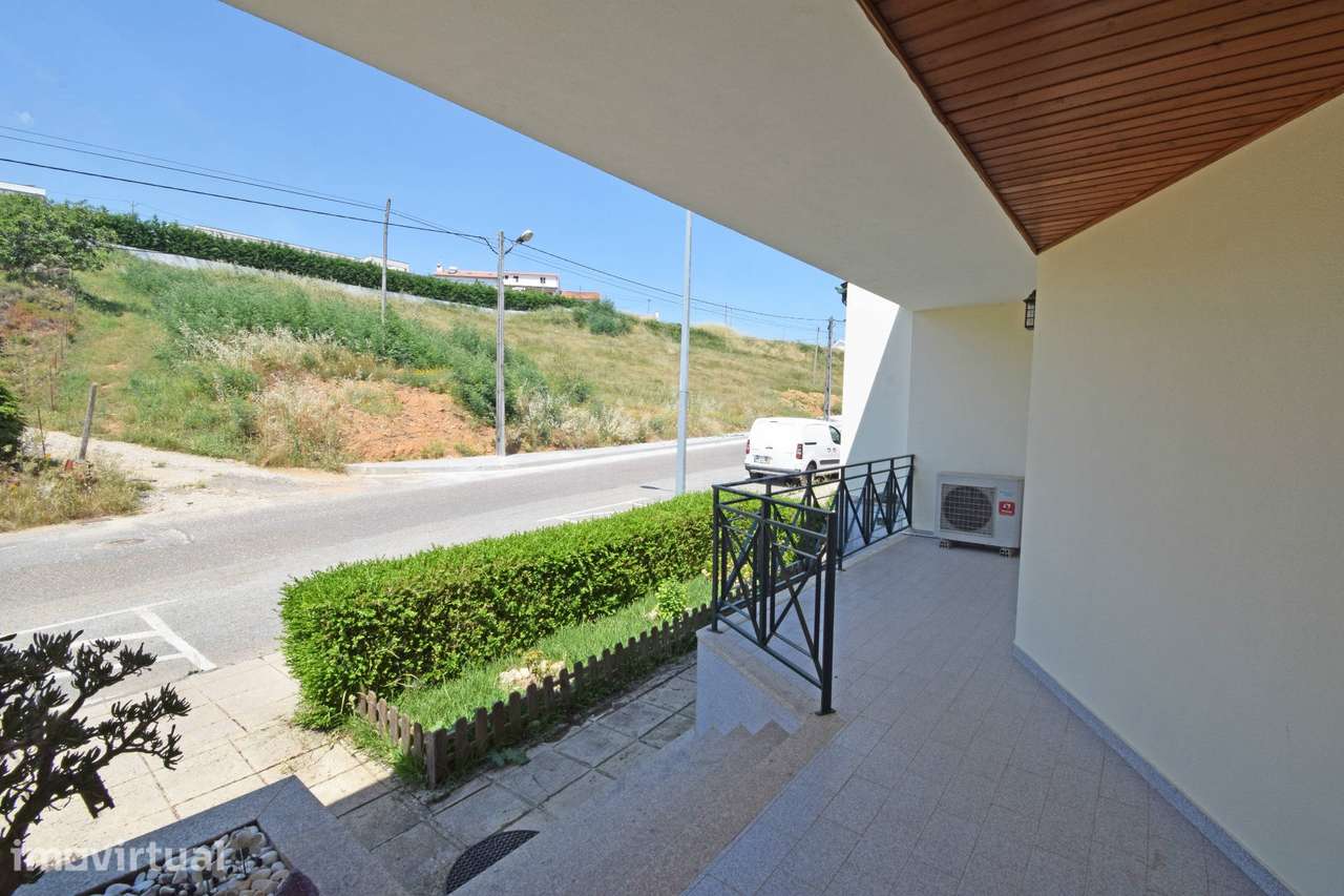 Moradia V3 c/ Garagem - Tortosendo - 10 min da Covilhã - Grande imagem: 3/55