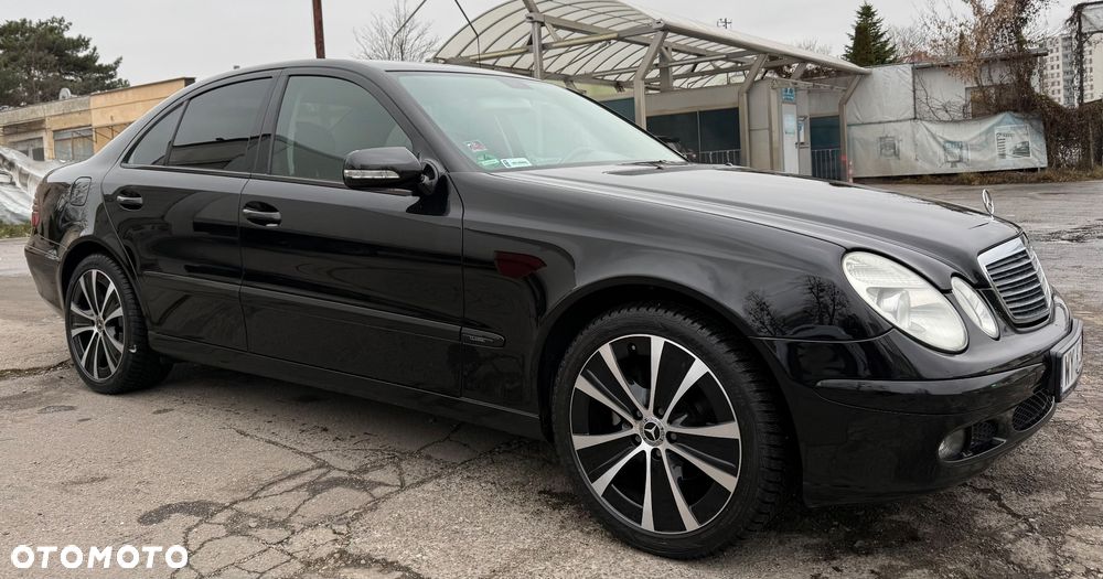 Mercedes-Benz Klasa E 200 Kompressor Classic Sport Edition - 8