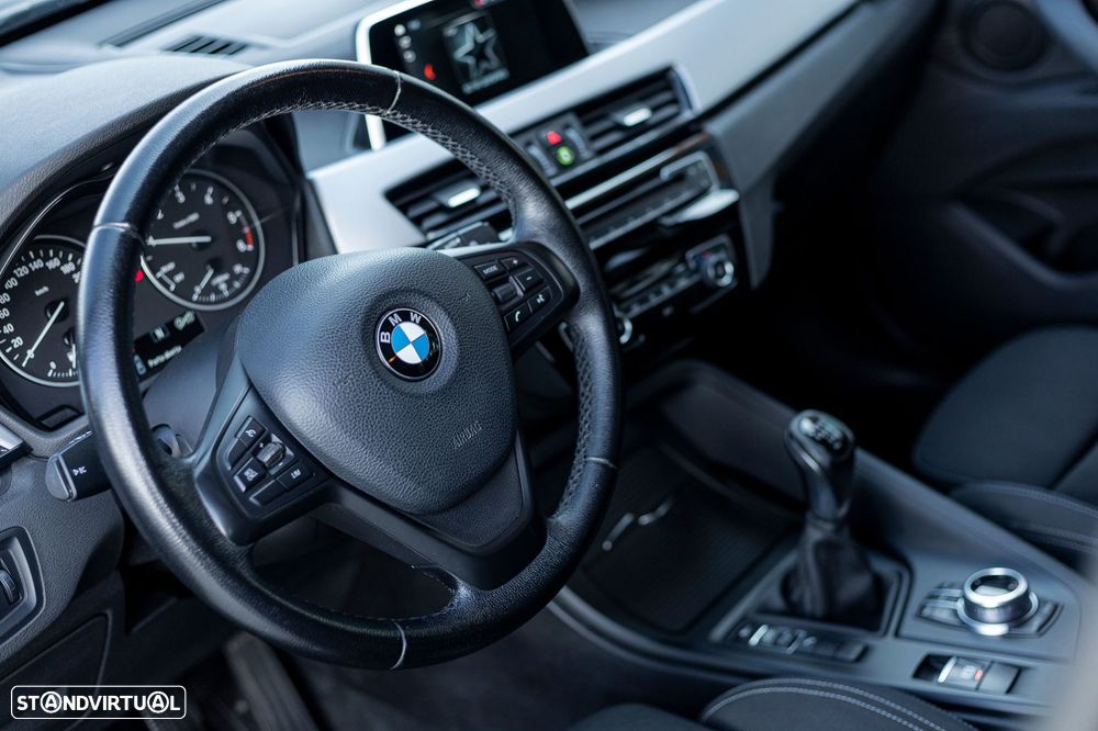 BMW X1 16 d sDrive Advantage - 2