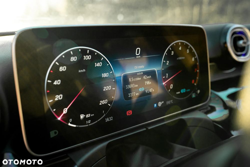 Mercedes-Benz Klasa C 300 9G-TRONIC Avantgarde Advanced - 12