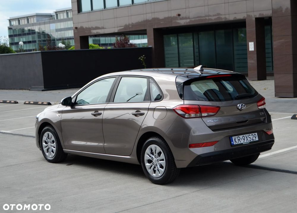Hyundai i30 1.5 DPI Modern - 34