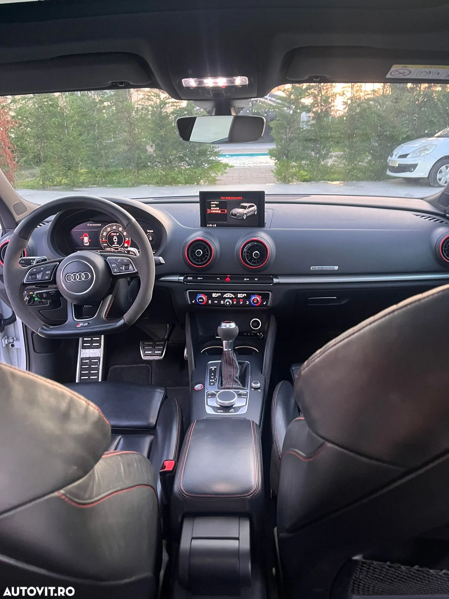 Audi RS3 TFSI Sportback quattro S tronic - 11