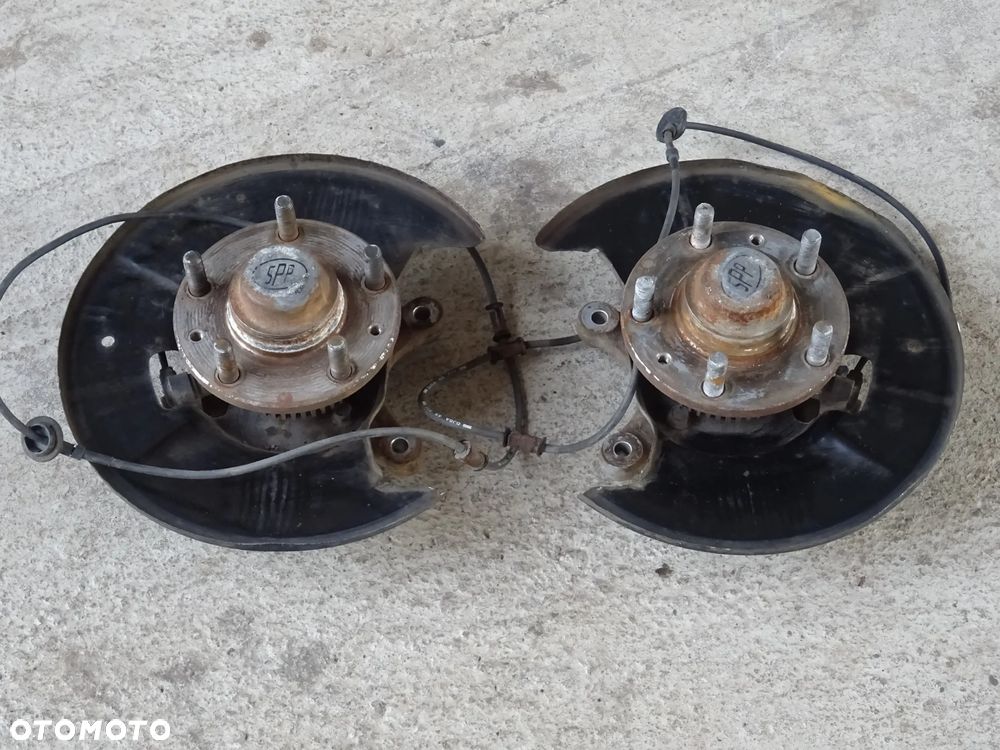 MAZDA 6 GG GH ZWROTNICE TYLNE PIASTA ZWROTNICA PRAWY LEWY TYŁ CZUJNIK ABS - 2