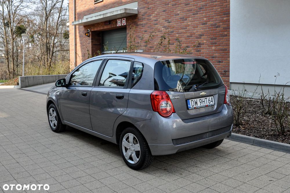 Chevrolet Aveo - 3