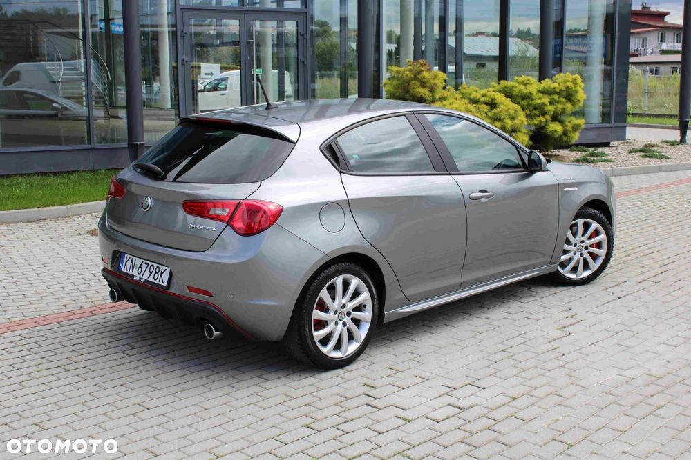 Alfa Romeo Giulietta 1.8 TBi 16V TCT Veloce - 7