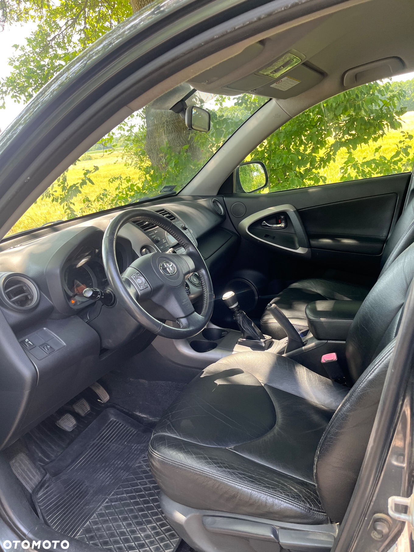 Toyota RAV4 2.2 D-4D 4x4 - 13