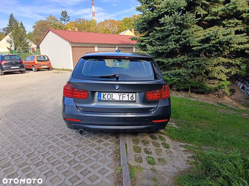 BMW Seria 3 320d - 26