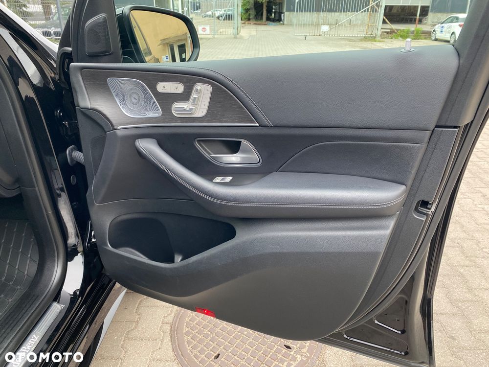 Mercedes-Benz GLS - 17