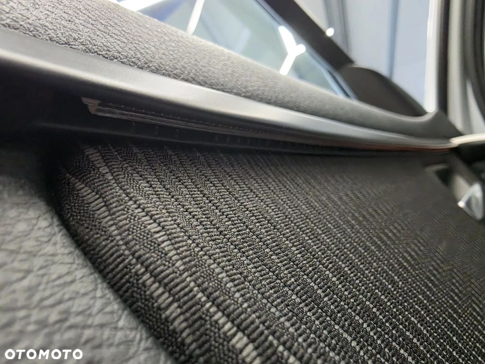 BMW Seria 3 318d Advantage - 28