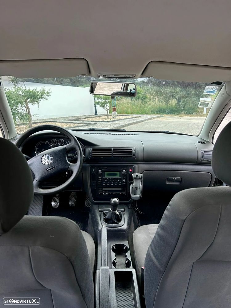 VW Passat - 11