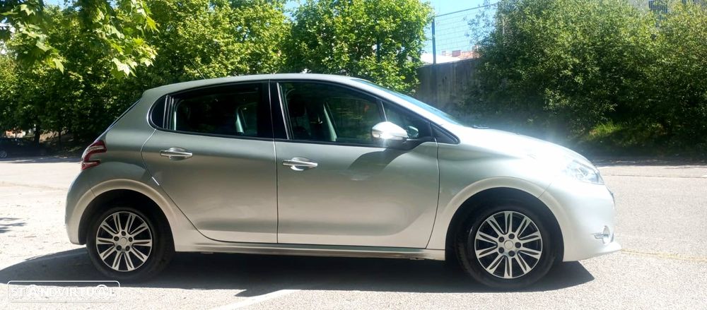 Peugeot 208 PureTech 82 Active - 5