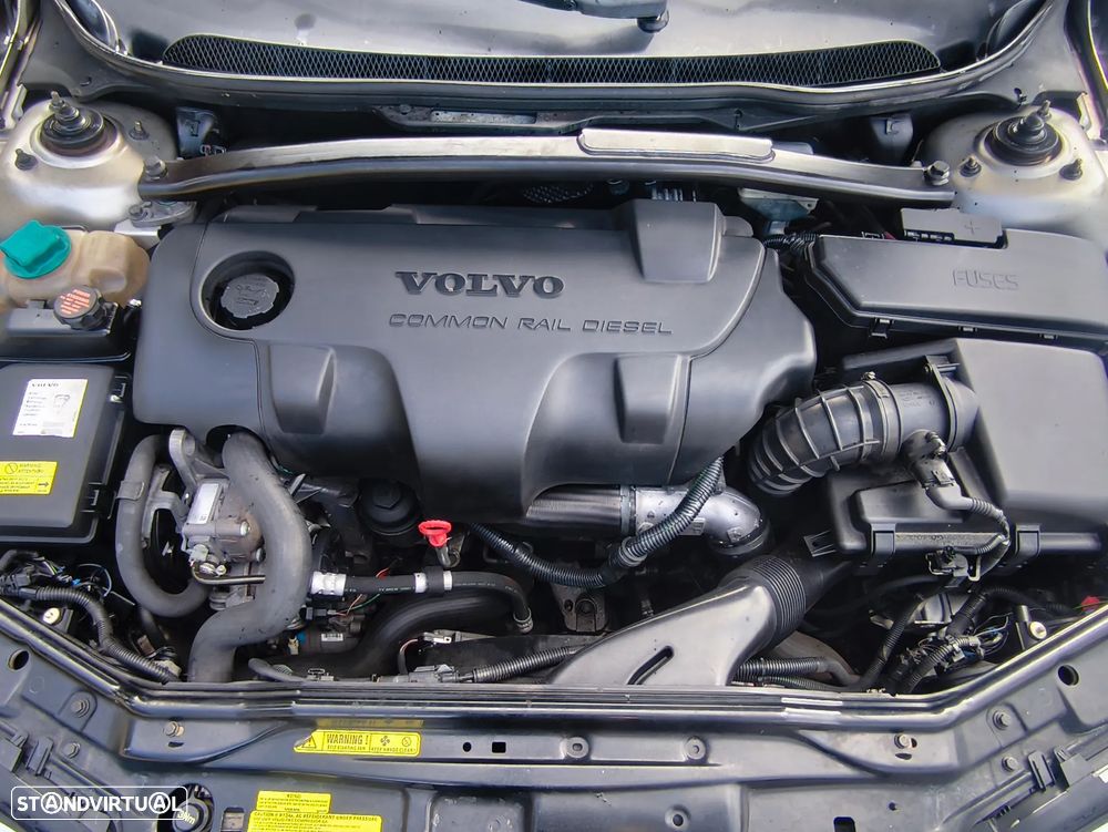 Volvo V70 2.4 D5 - 33