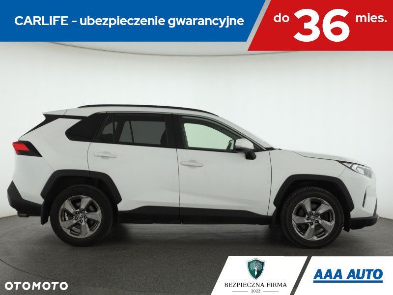 Toyota RAV4 - 8