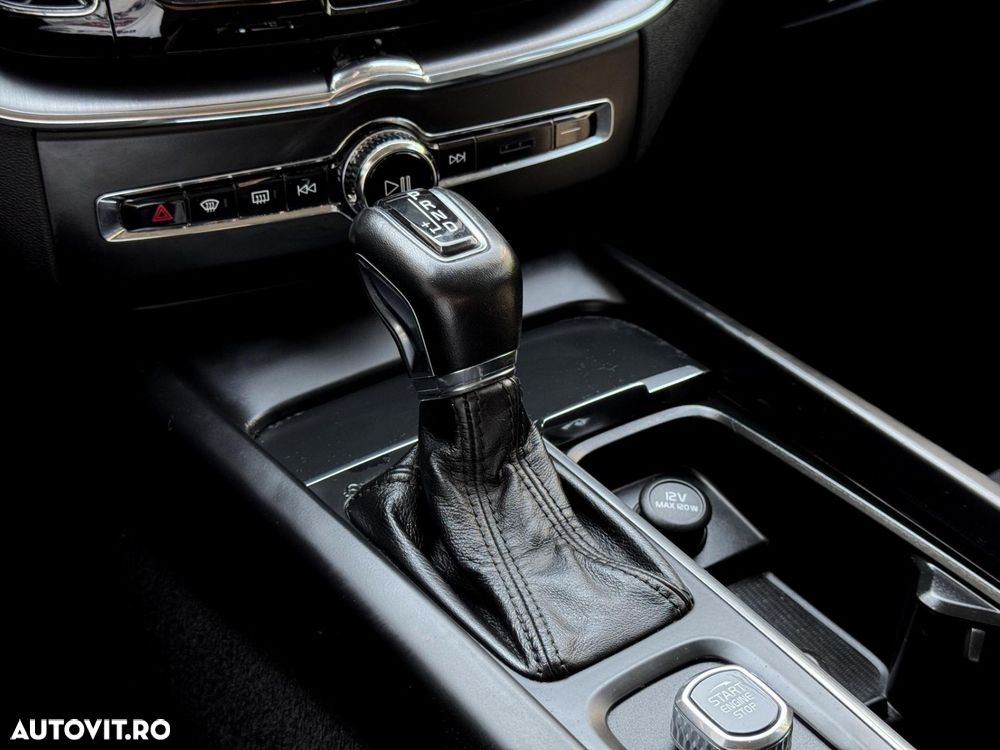 Volvo XC 60 - 15