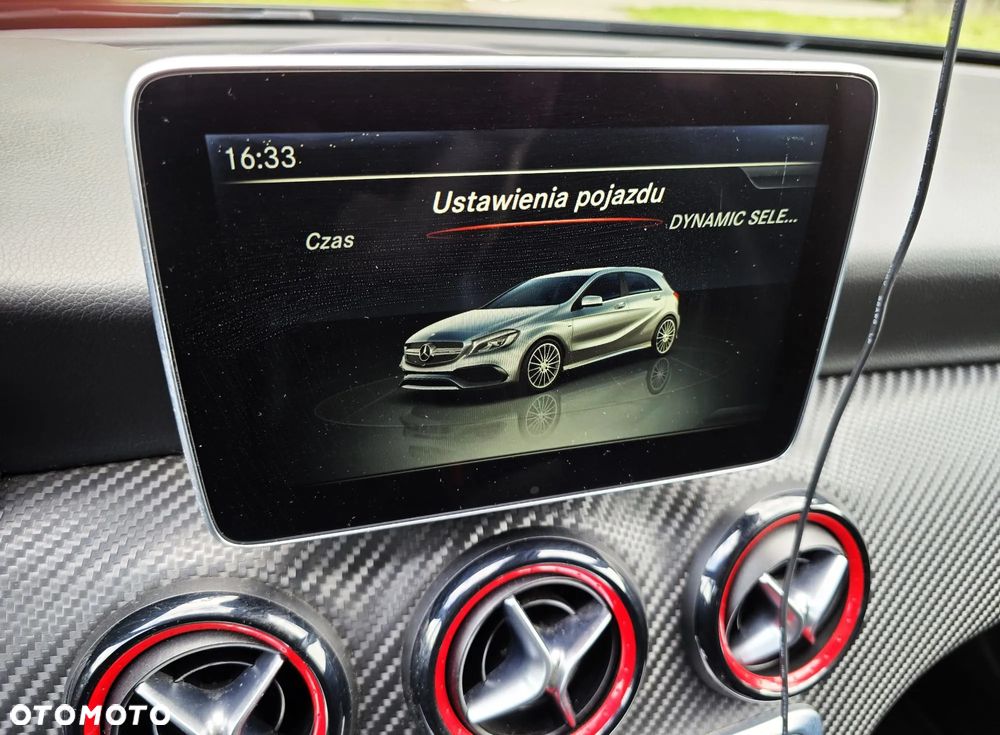 Mercedes-Benz Klasa A AMG 45 4Matic AMG Speedshift 7G-DCT - 29