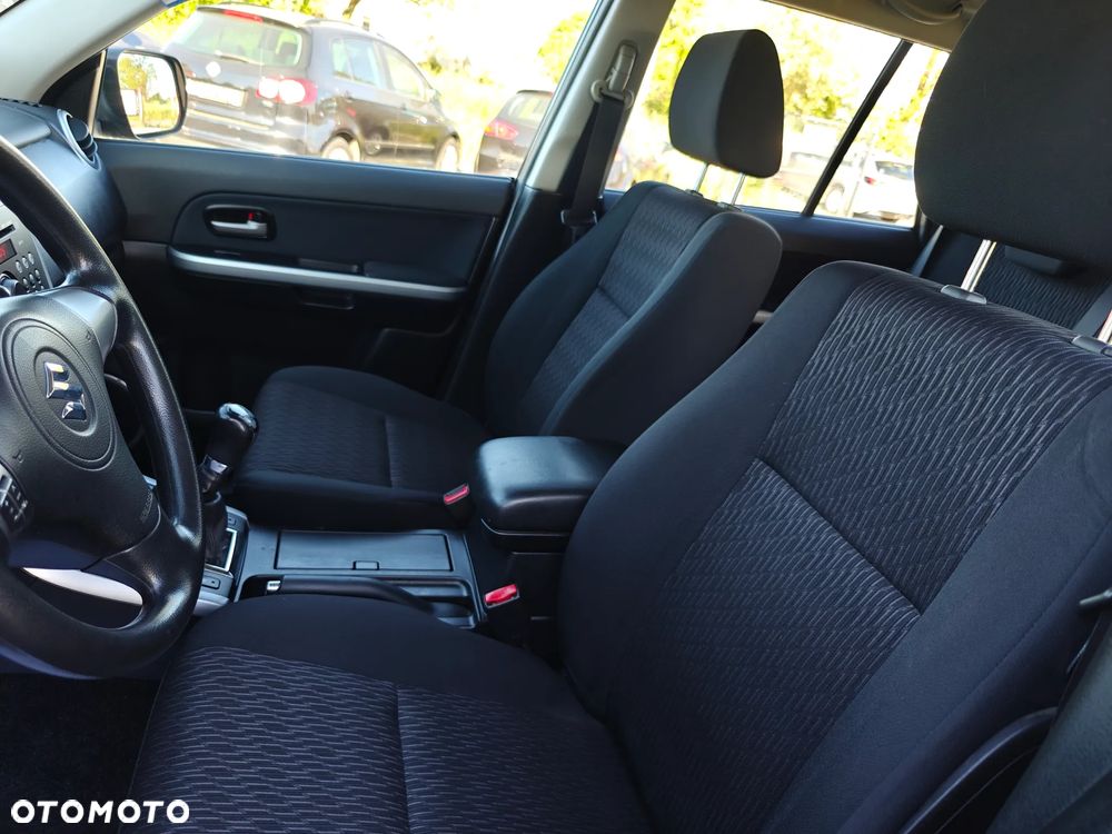 Suzuki Grand Vitara - 7