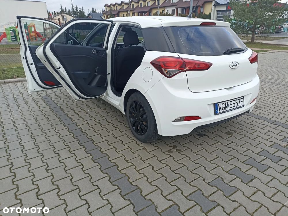 Hyundai i20 1.2 Comfort - 4