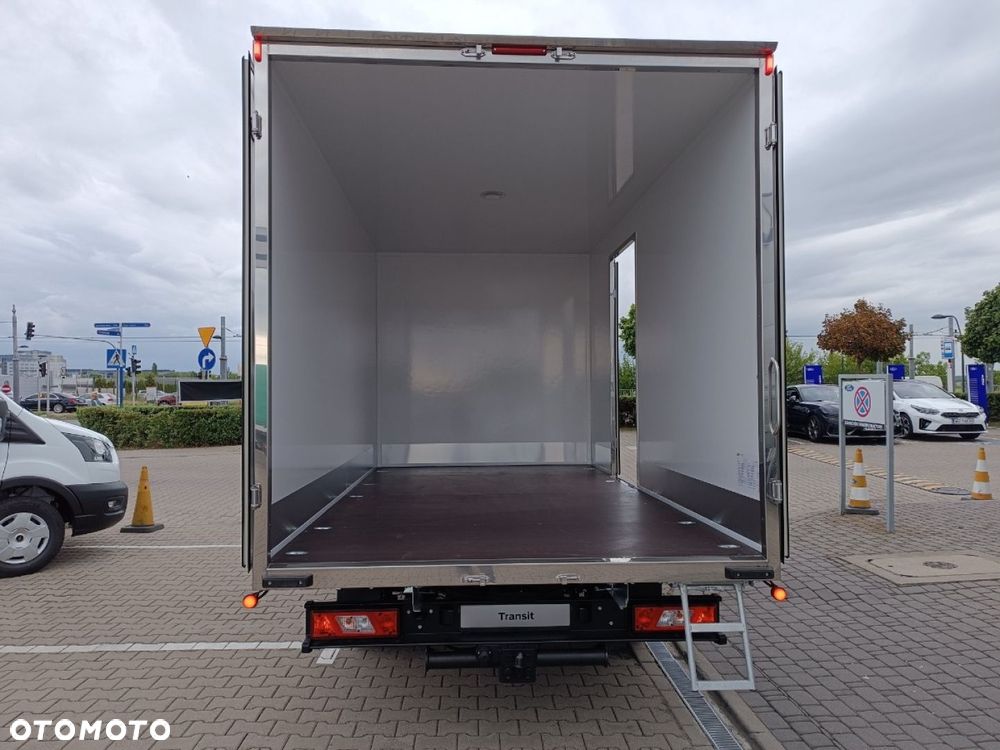 Ford Transit - 23