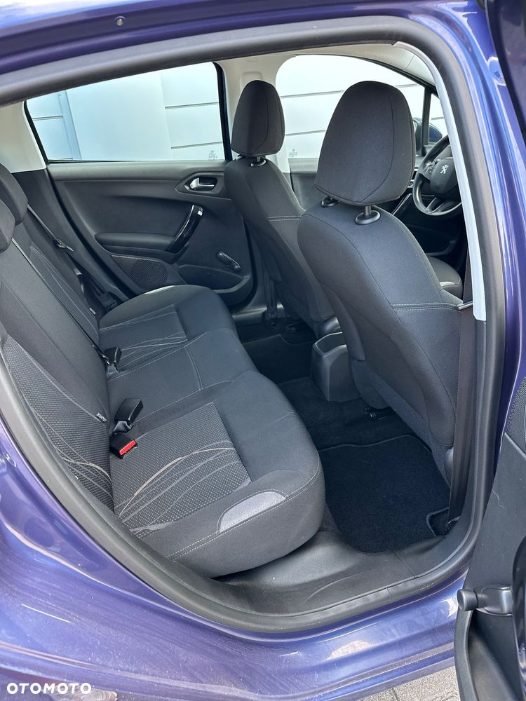 Peugeot 208 1.2 VTi Active - 19