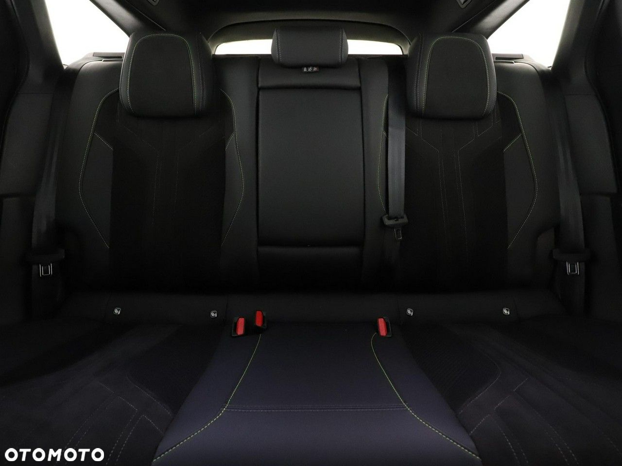 Peugeot 308 1.2 PureTech GT S&S EAT8 - 18