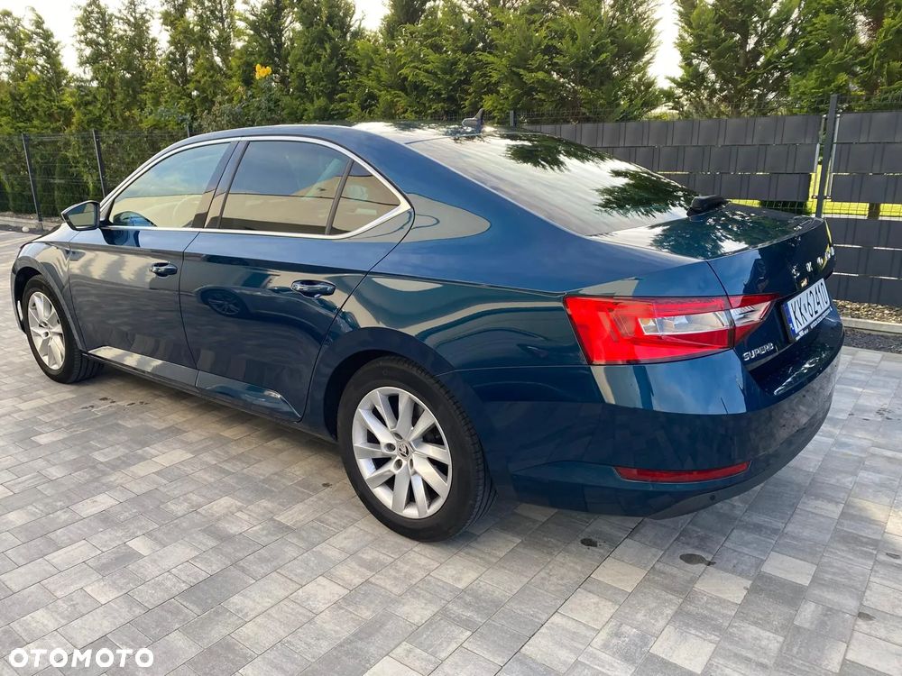 Skoda Superb 1.5 TSI Ambition DSG - 4