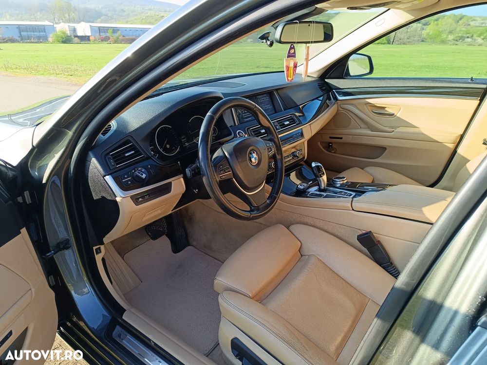 BMW Seria 5 525d xDrive AT - 6