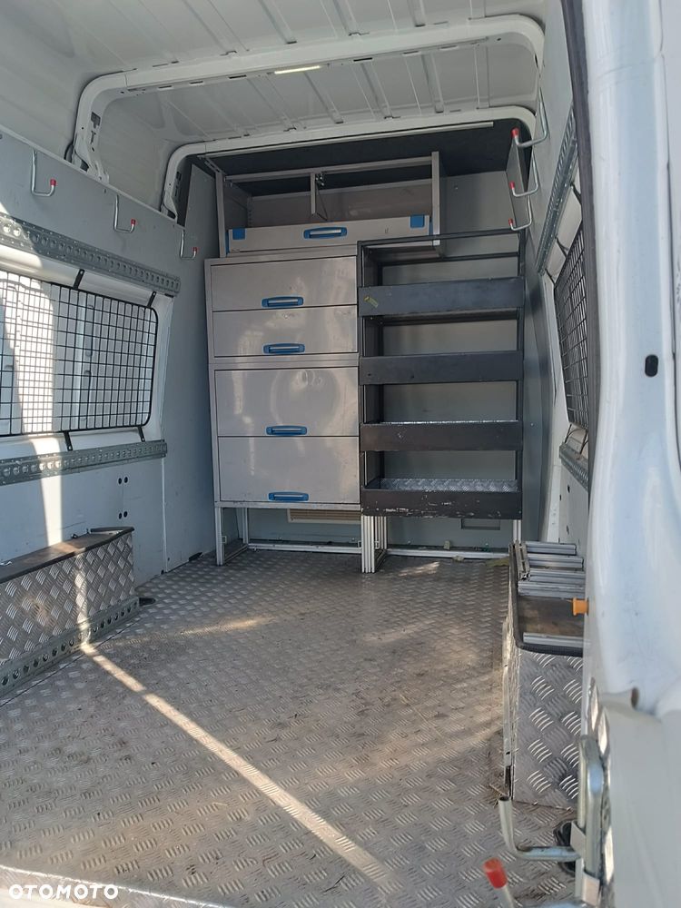 Ford Transit - 4