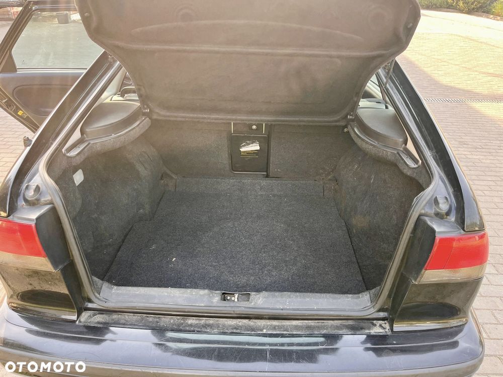 Saab 900 2.0 - 22