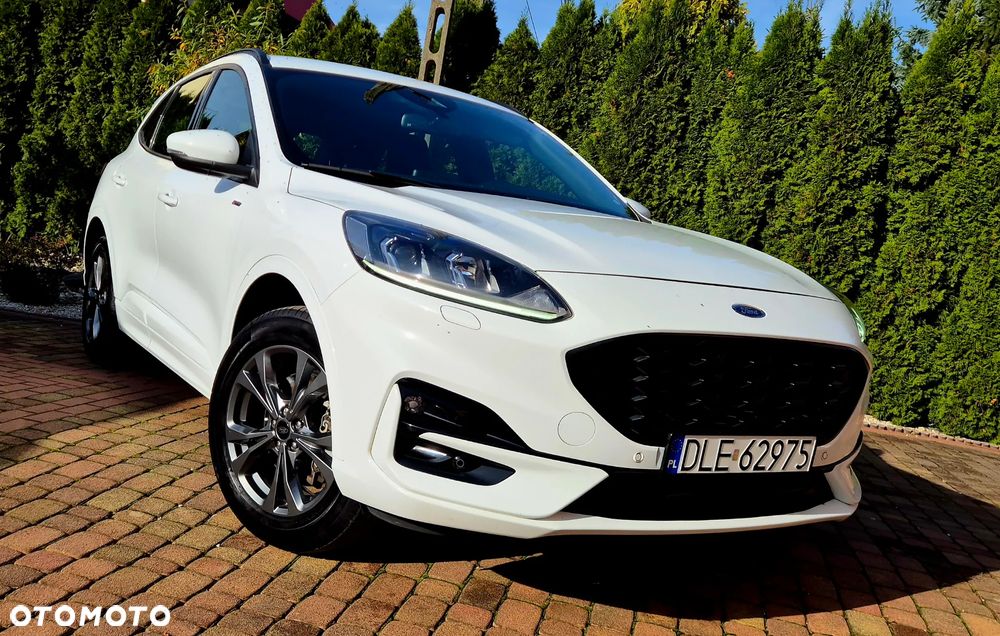 Ford Kuga Plug-in Hybrid ST-LINE - 4