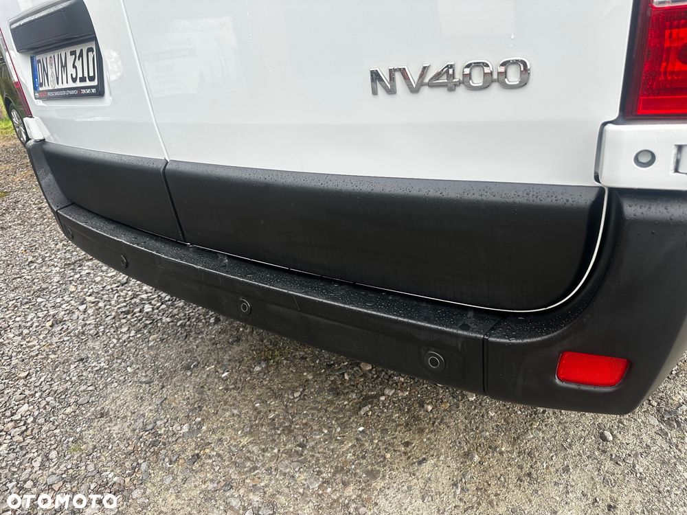 Nissan NV400 - 24