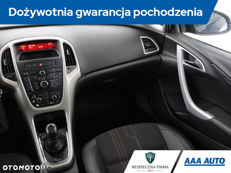 Opel Astra - 10