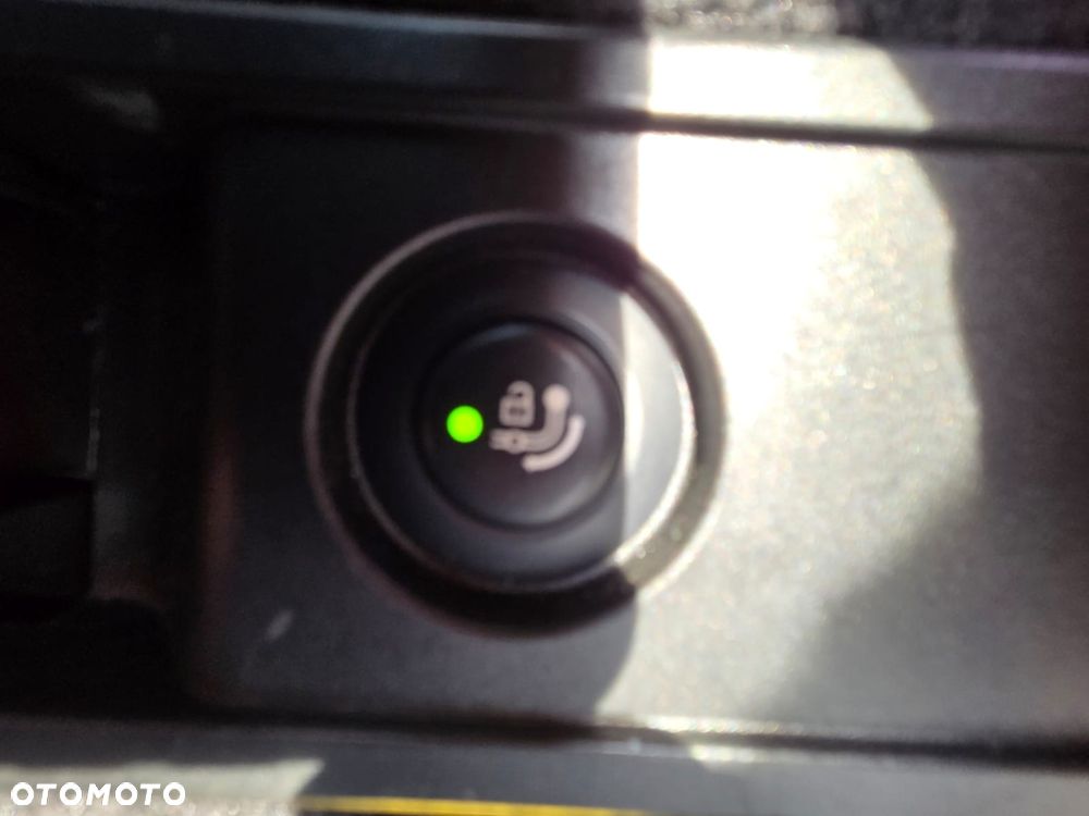 BMW Seria 3 320d xDrive Edition M Sport Shadow - 18