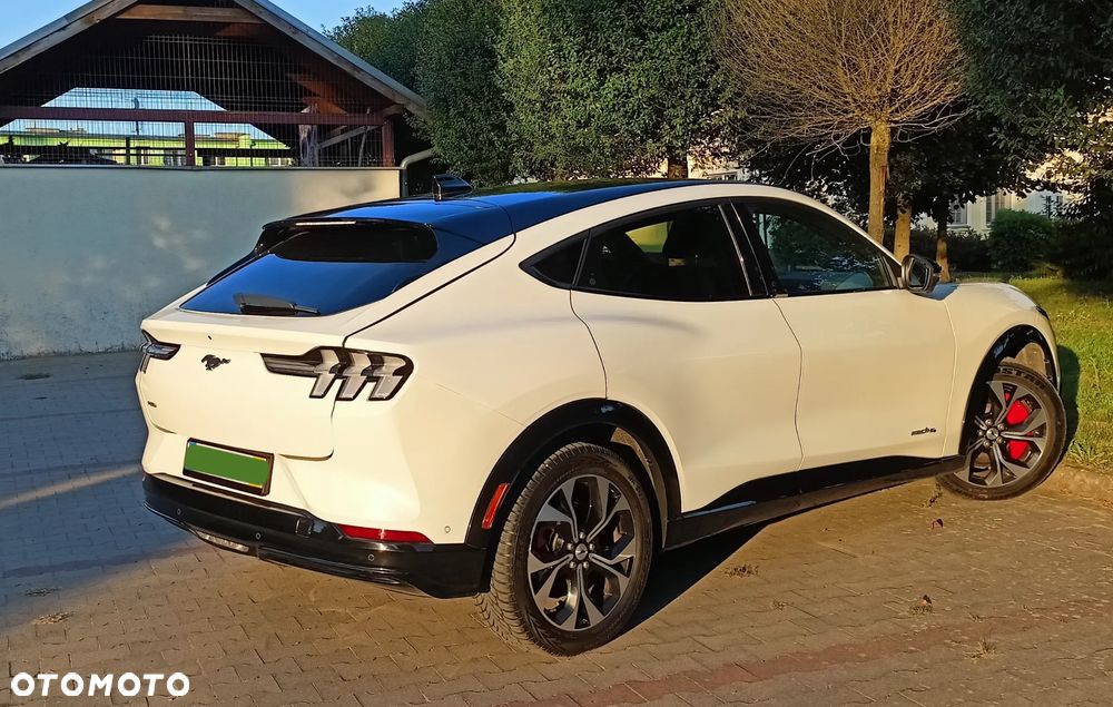 Ford Mustang Mach-E AWD PREMIUM - 10