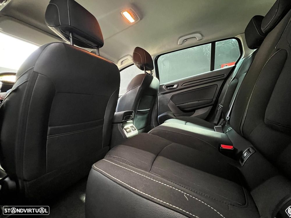 Renault Mégane 1.5 Blue dCi Limited - 37