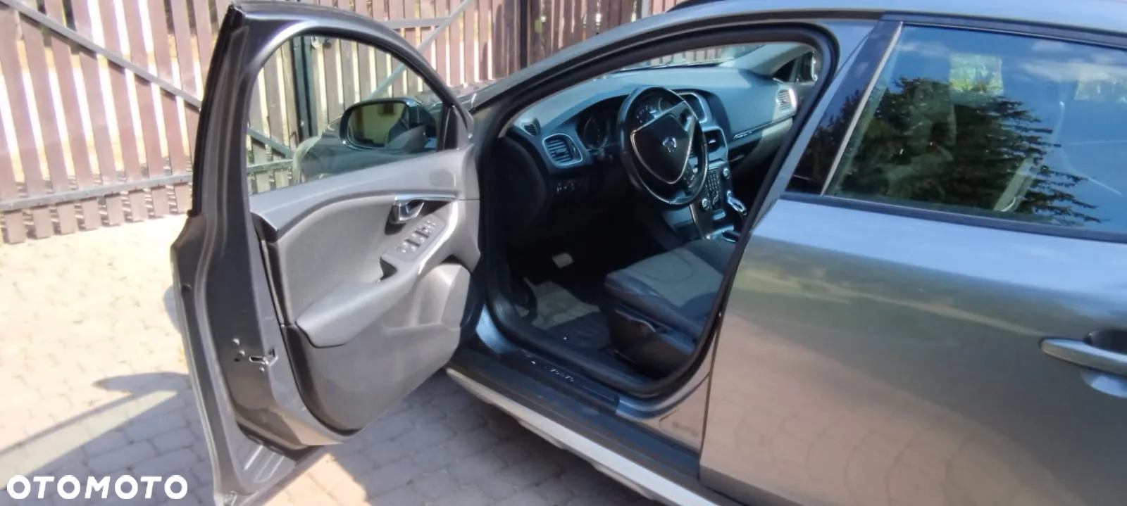Volvo V40 Cross Country D2 Base - 12