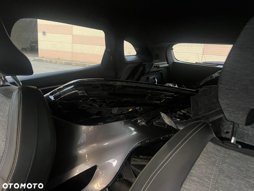 Renault Austral 1.2 E-Tech Full Hybrid 200 Iconic MMT - 9