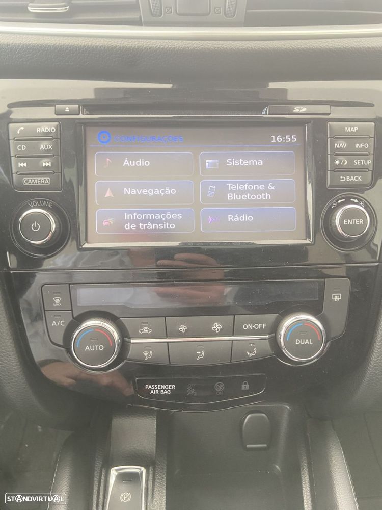 Nissan Qashqai 1.5 dCi N-Connecta - 16